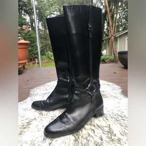 Amalfi By Ragoni black leather boots